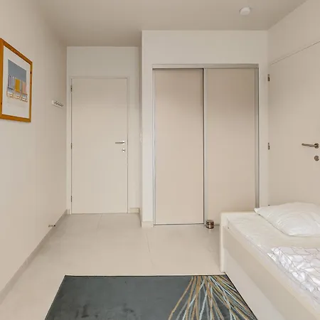 Les Lucioles Gv01 Oostduinkerke